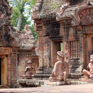 Banteay Srey -Cambodia Vietnam tour package